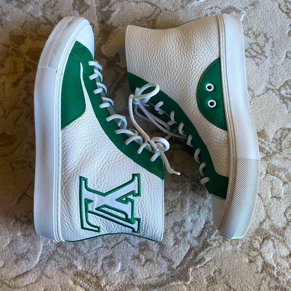 Louis Vuitton High Tops💚